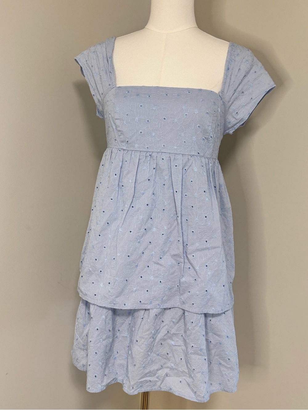 RTR NOW Blue Eyelet Embroidered Mini Dress Size Small Square Neck Cottagecore
